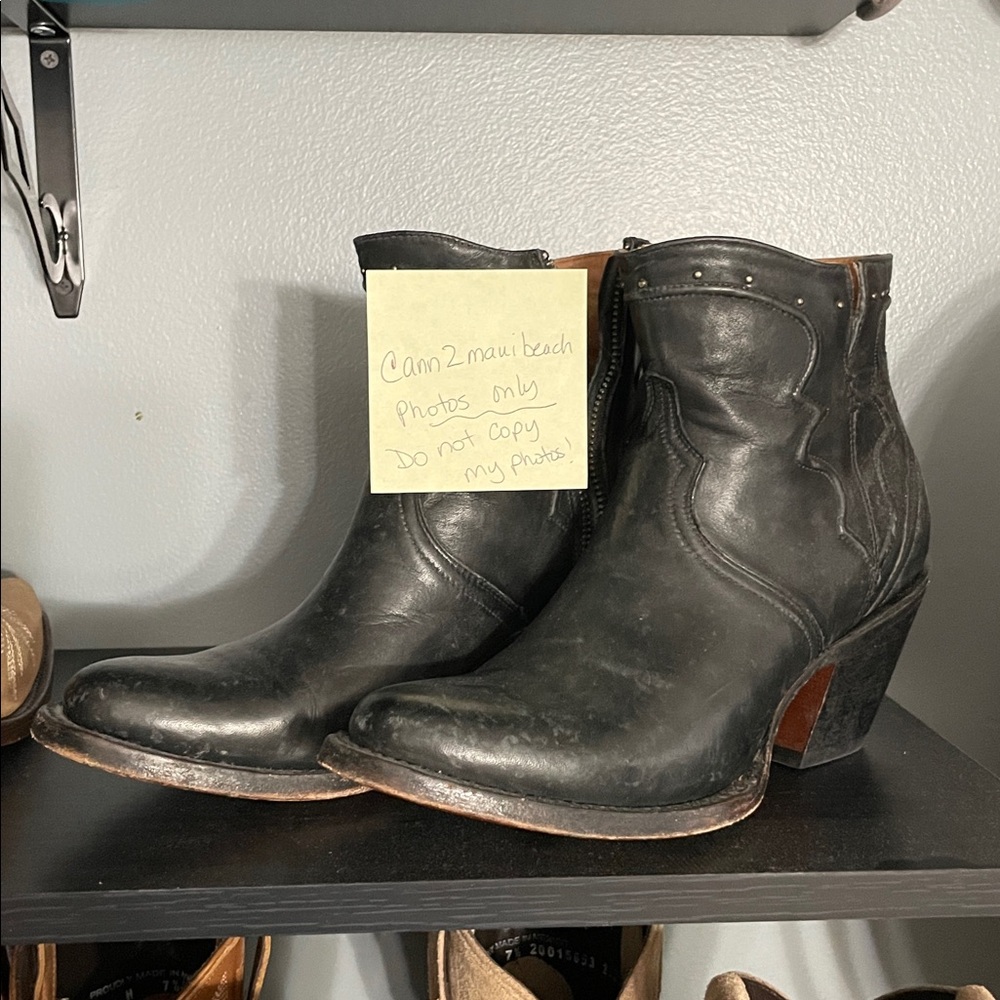 ♥️ Black Lucchese Karla Leather Western Ankle Booties